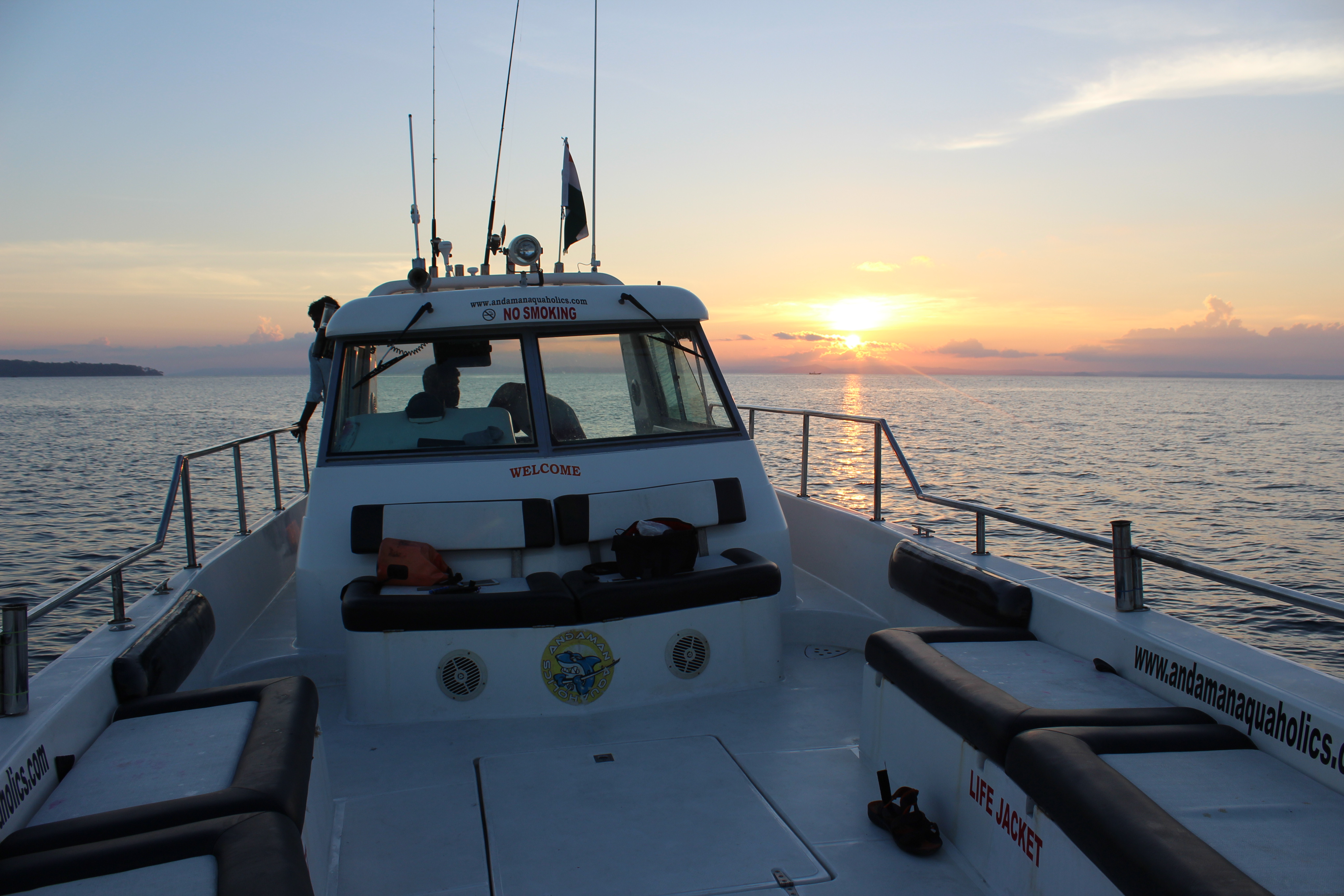 Private Boat Charter for Island Hopping Havelock 